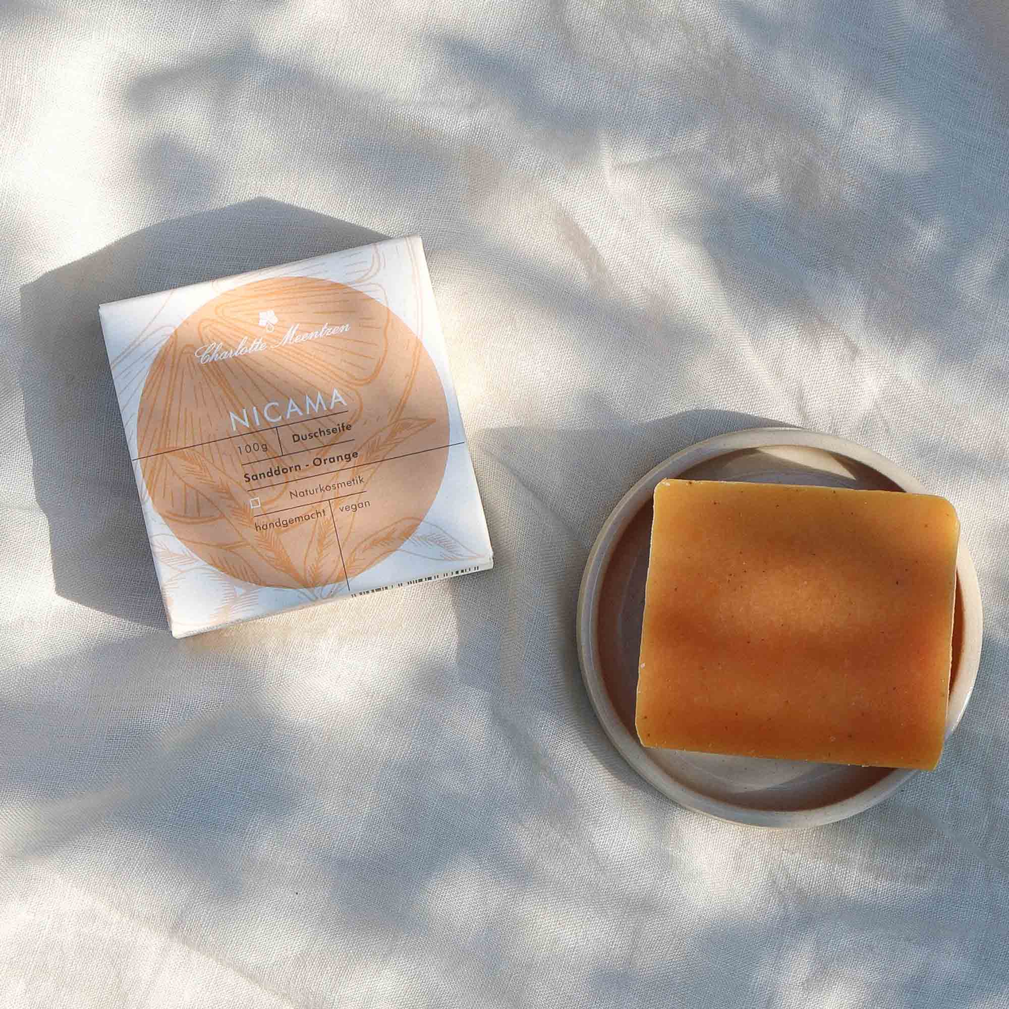 Charlotte Meentzen x NICAMA Seife Sanddorn-Orange